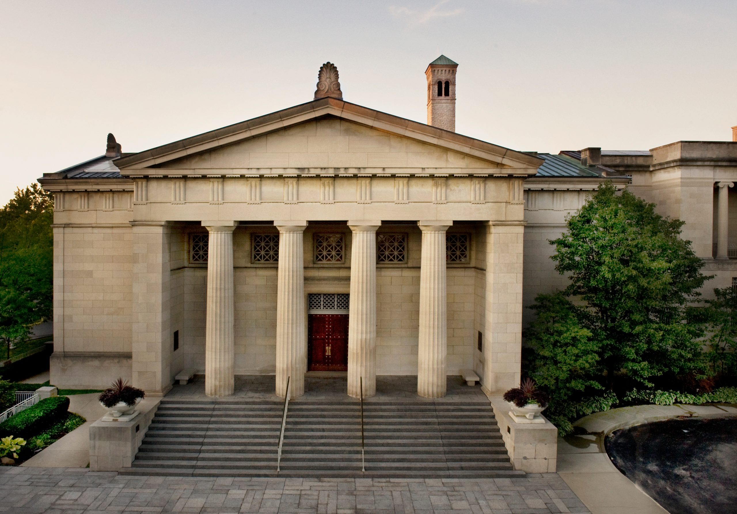 front of the Cincinnati Art Museum
