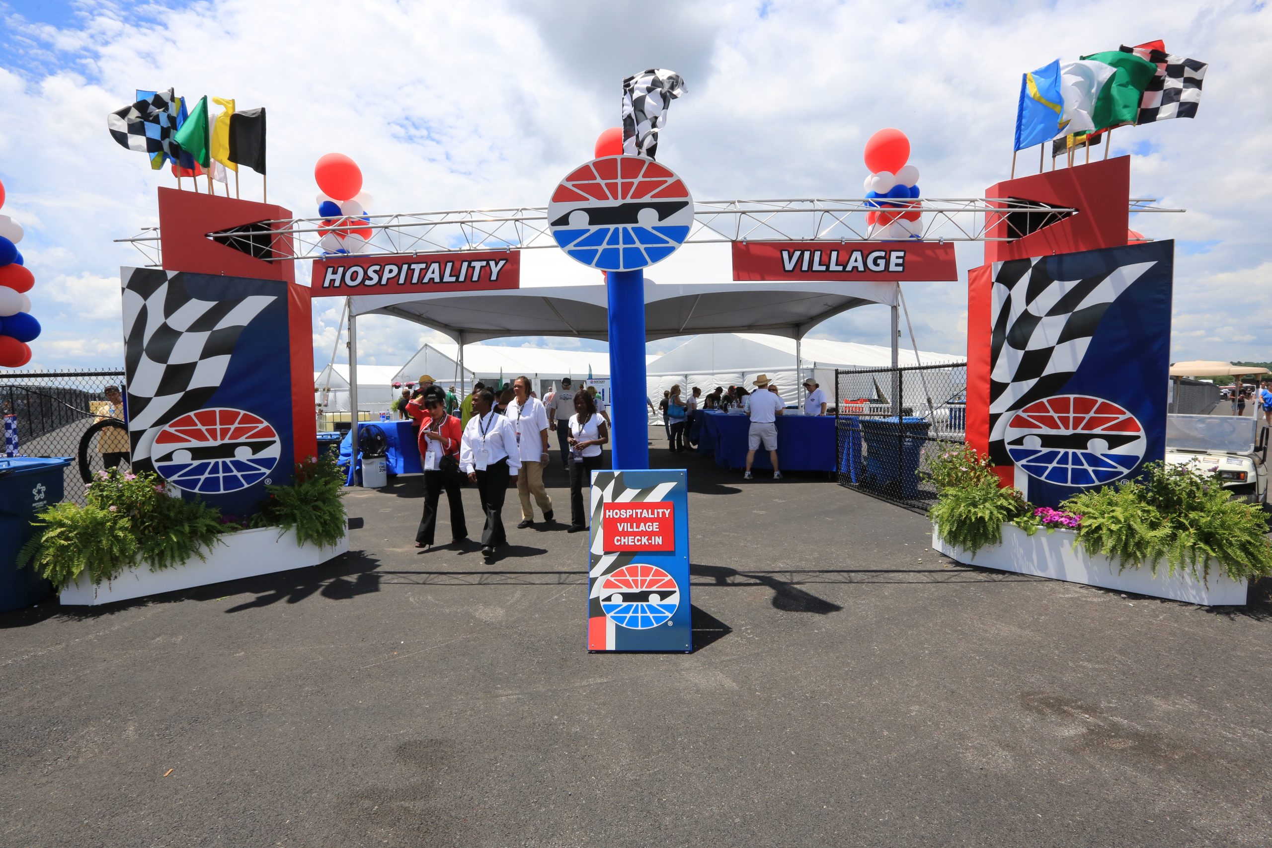 Kentucky speedway entrance