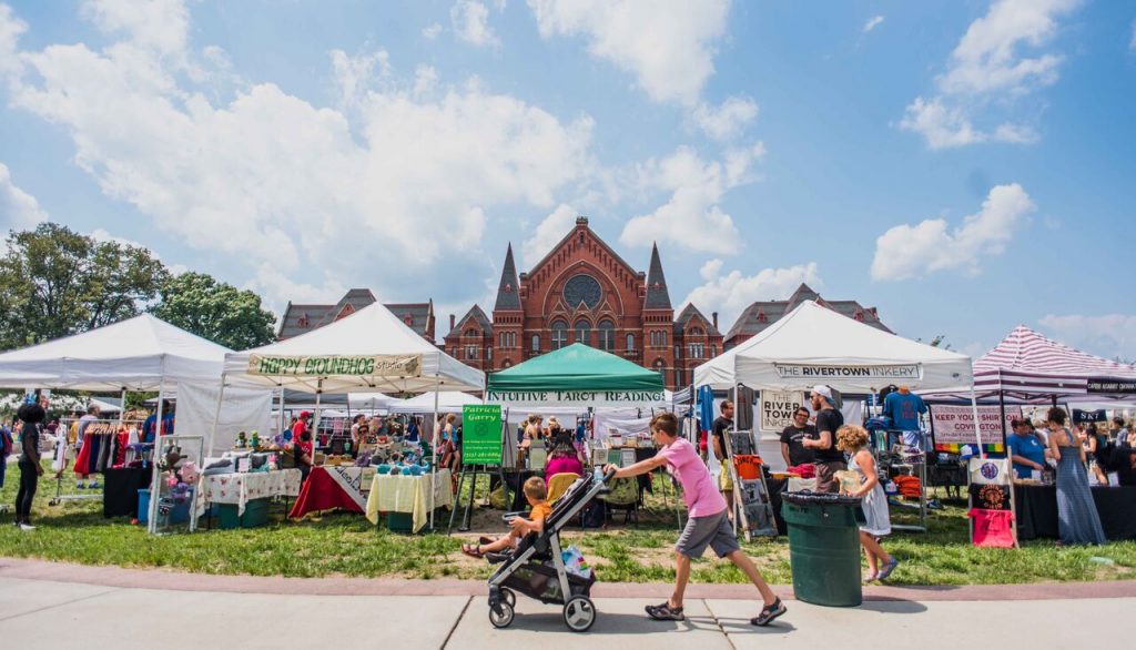 Cincinnati flea market outside music hall