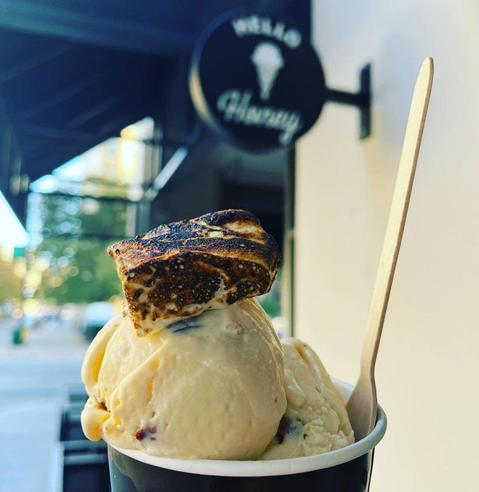 toasted marshmallow ice cream from hello honey